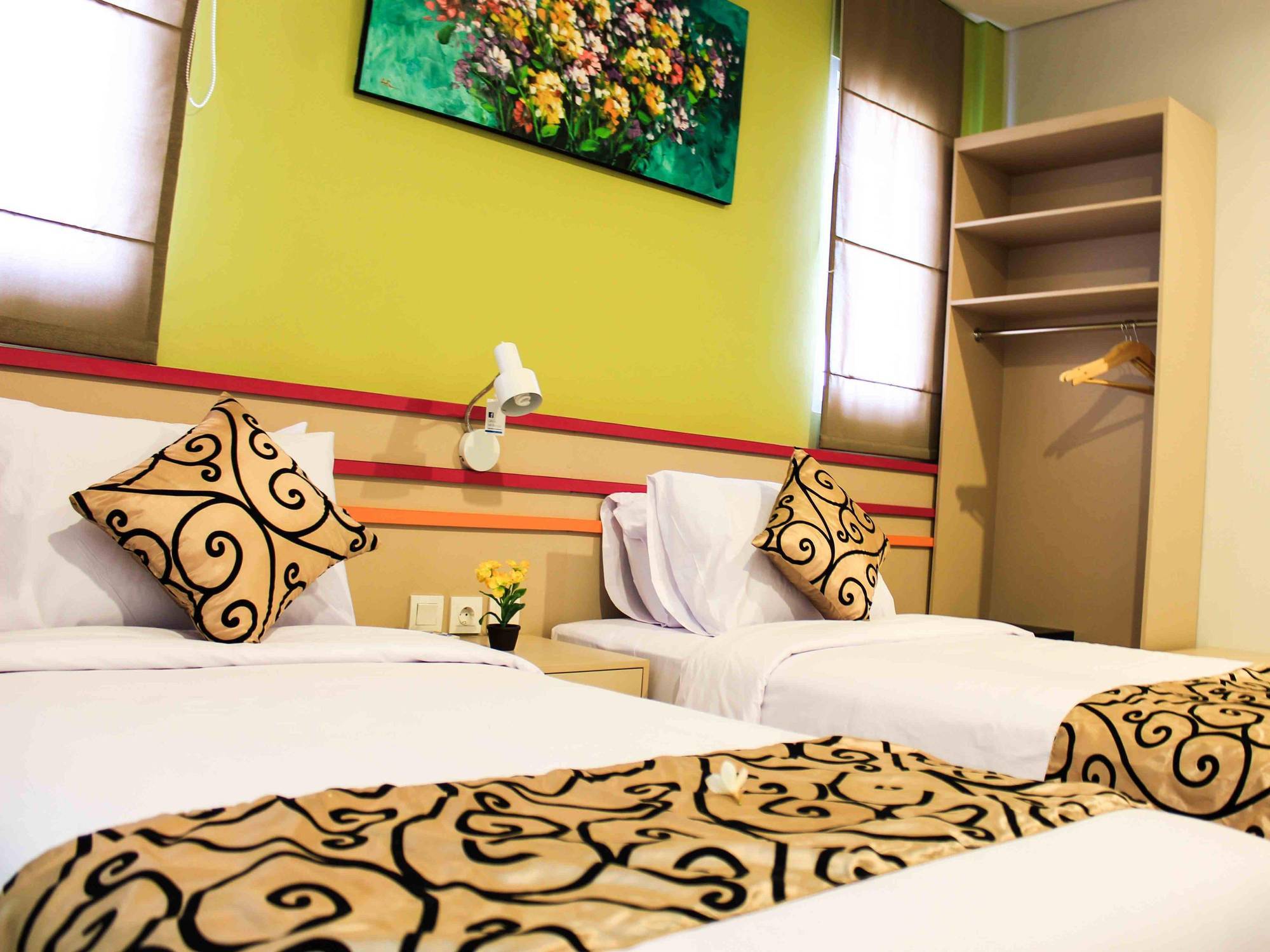 Kemuning Kuta Hotel Экстерьер фото