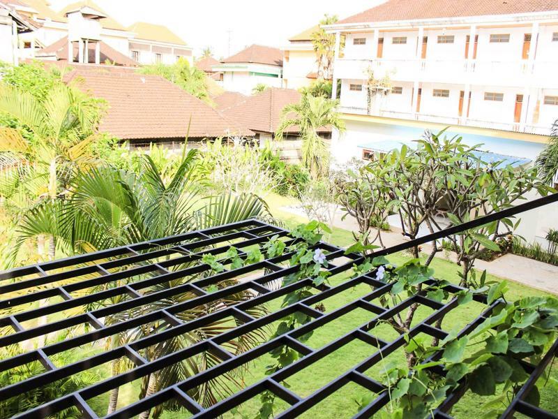Kemuning Kuta Hotel Экстерьер фото